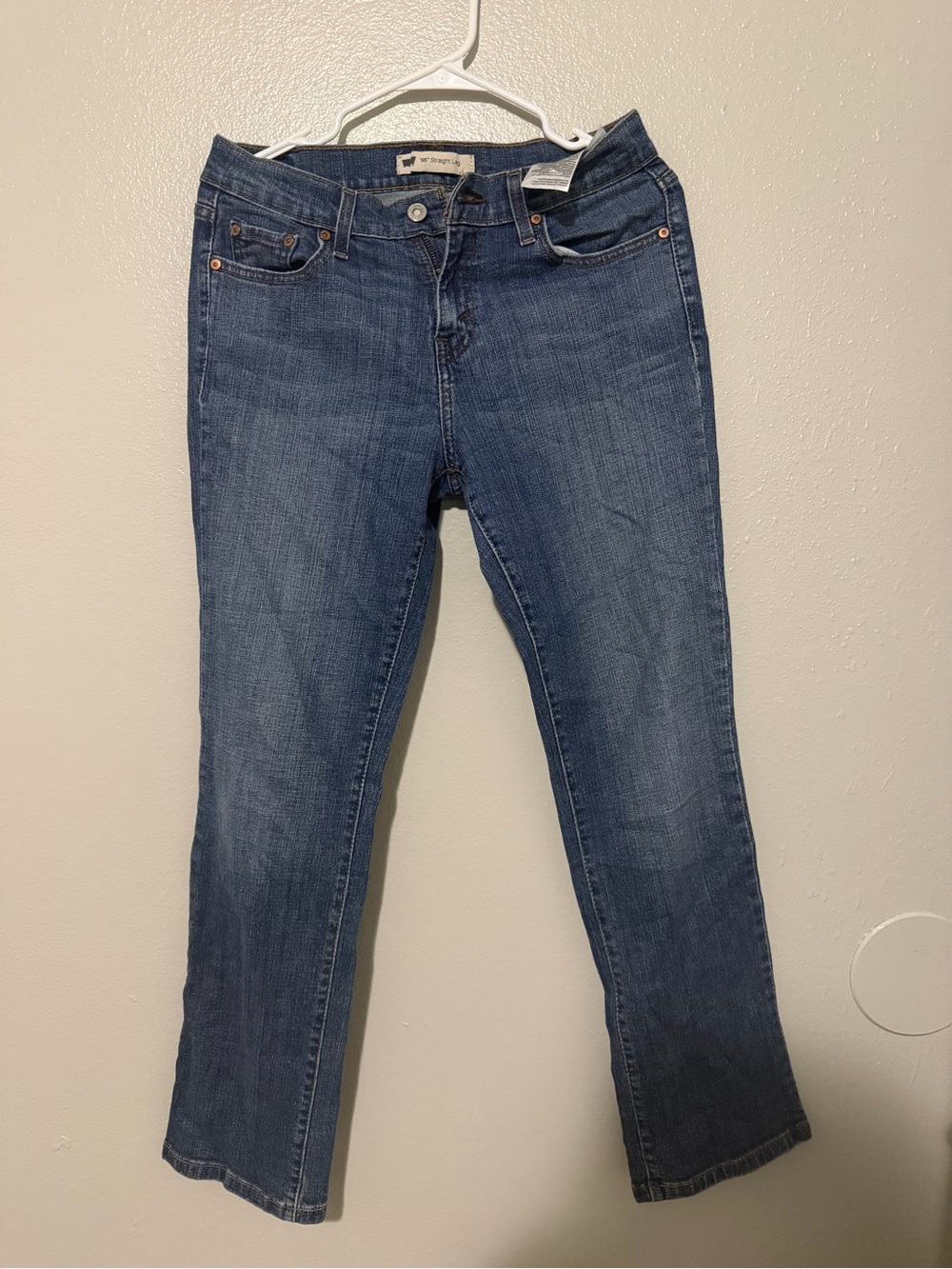 Levi's Women's Medium Blue Straight-Leg Jeans